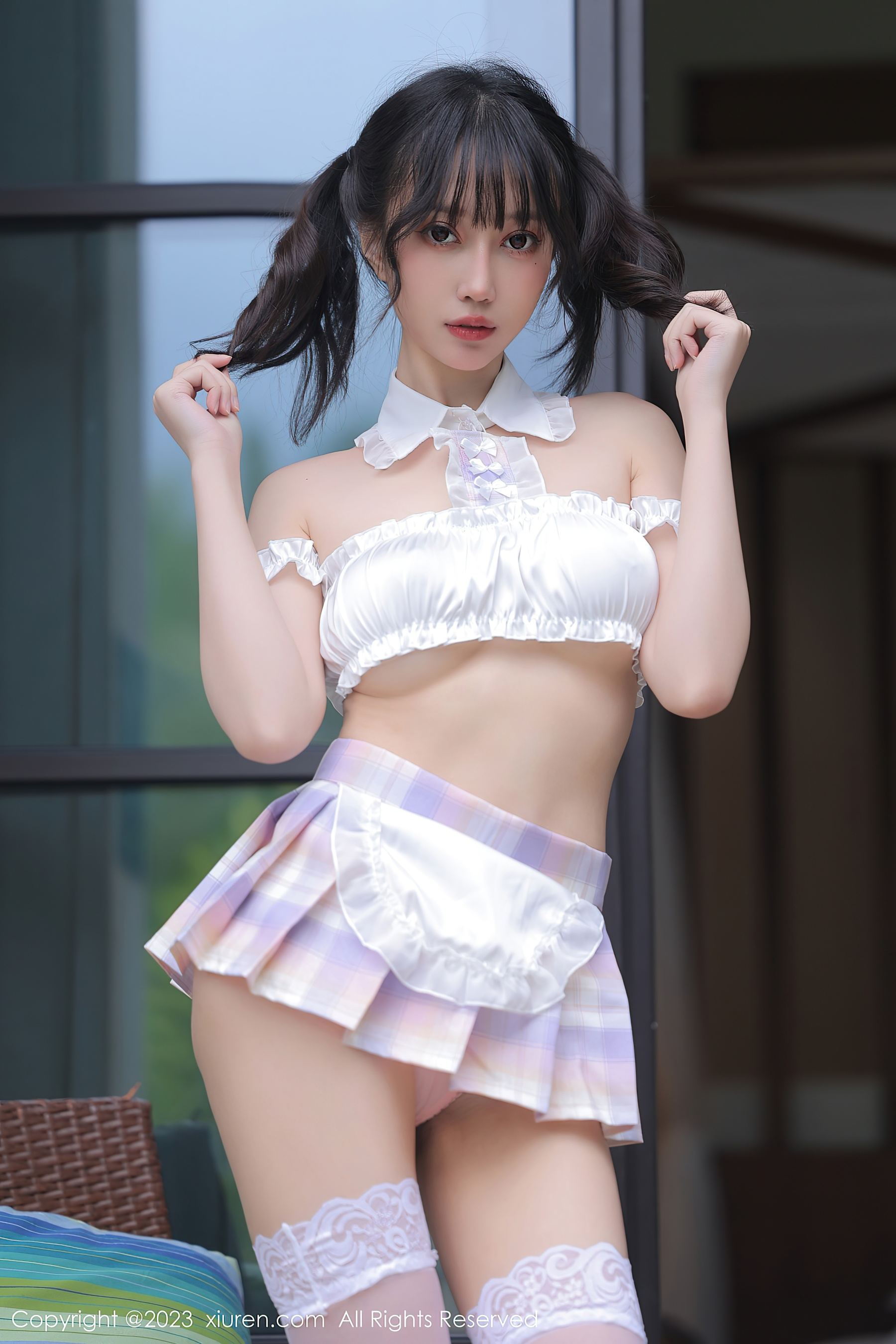 [XiuRen秀人网] No.6392 玥儿玥er 女仆服美腿