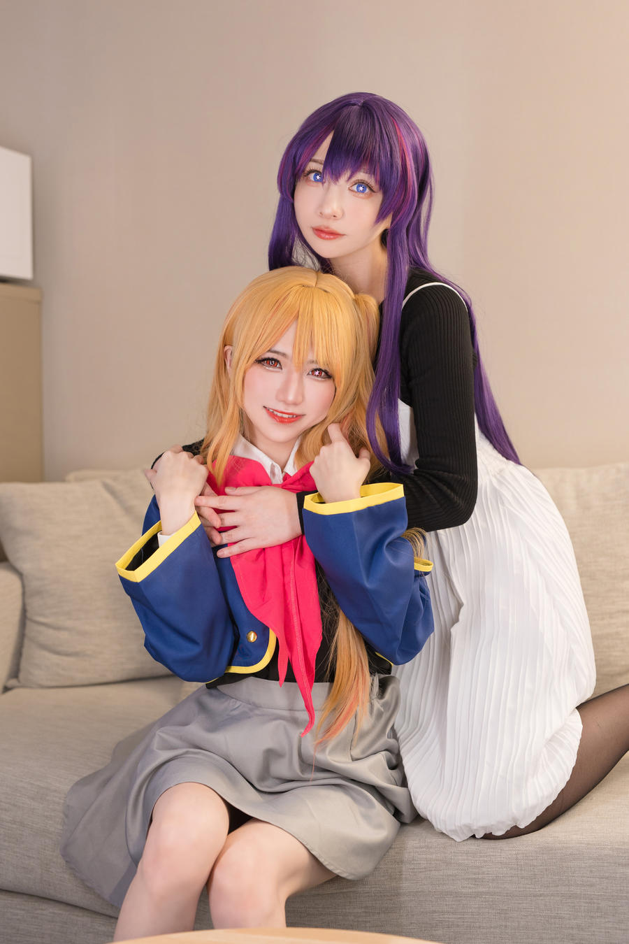 Sally Dorasnow-No.069 – Ruby & Ai [29P]