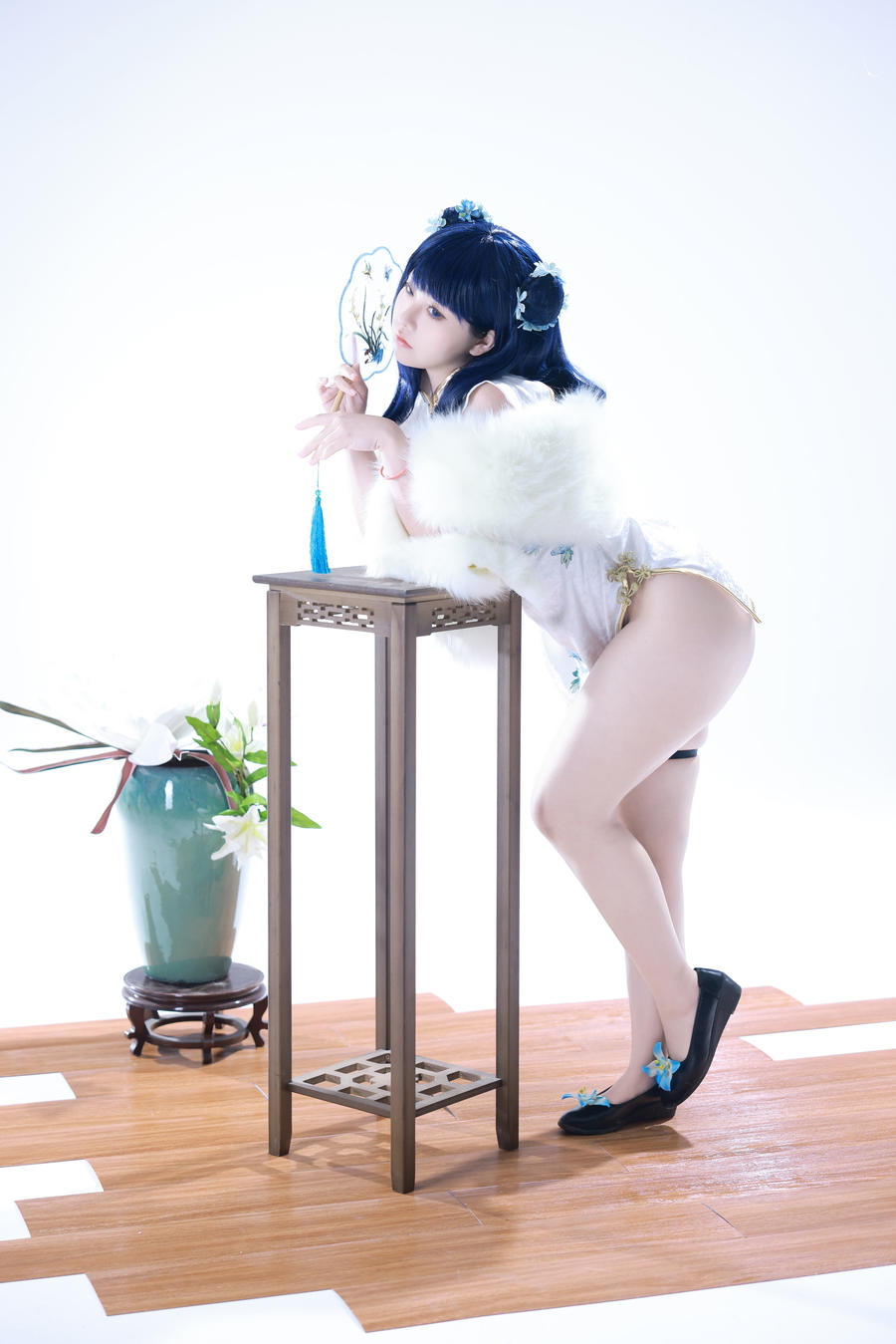 G44不会受伤-No.129 – 宝多六花旗袍 [34P]