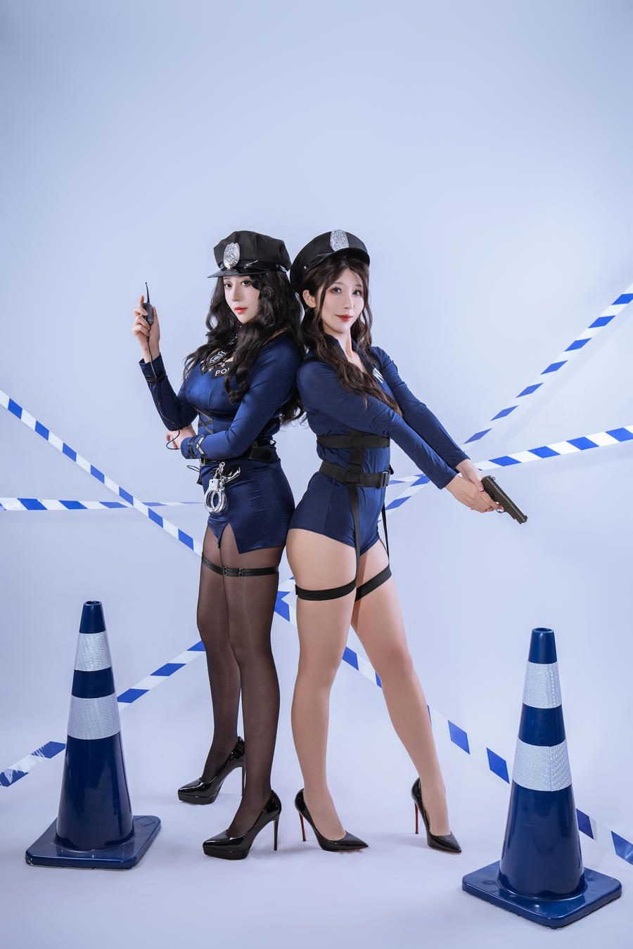 奈汐酱nice-No.104 – 限制区 (&云溪溪) [32P]