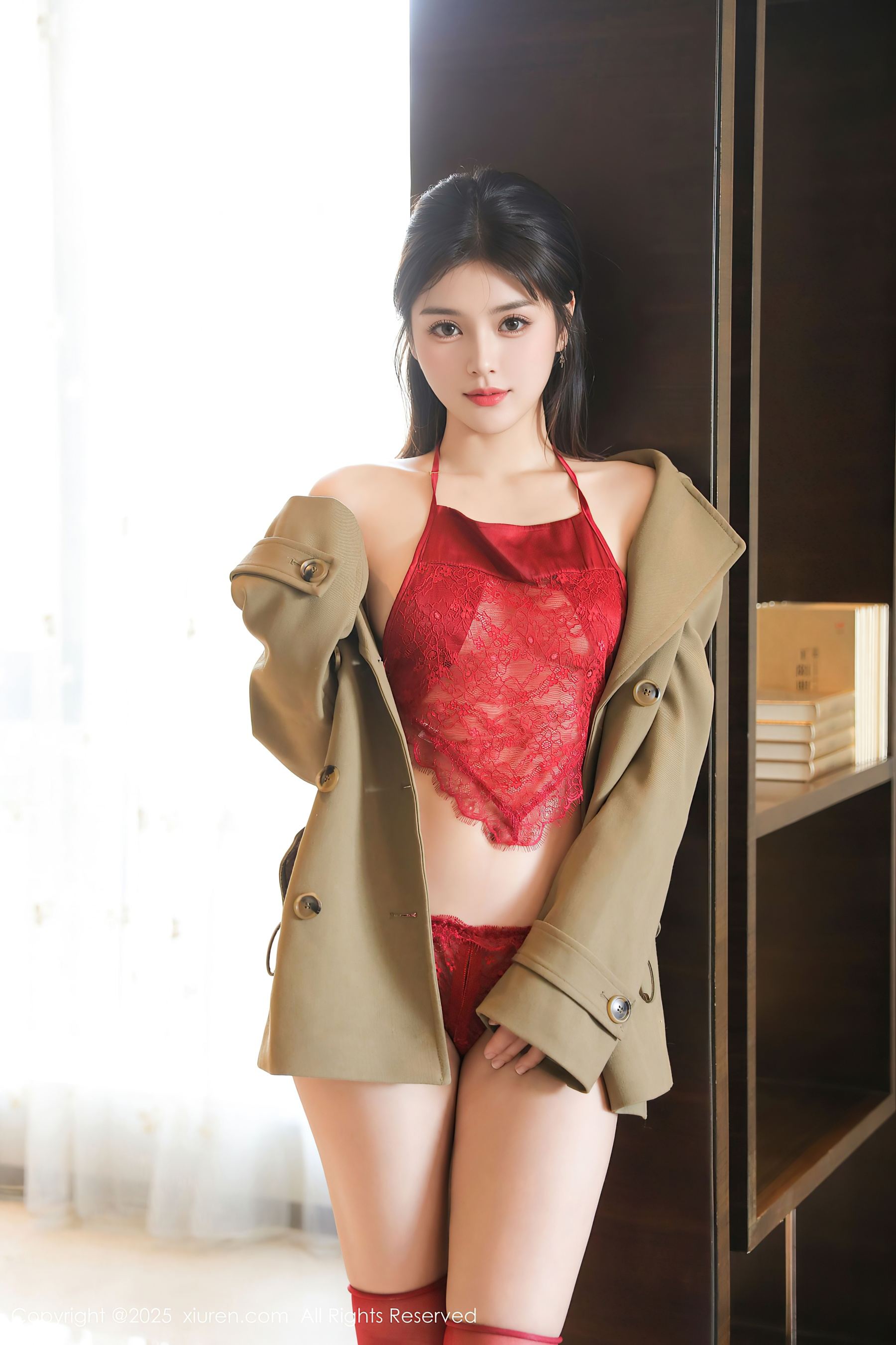 [XiuRen秀人网] No.10148 小甜甜甜 红色丝袜