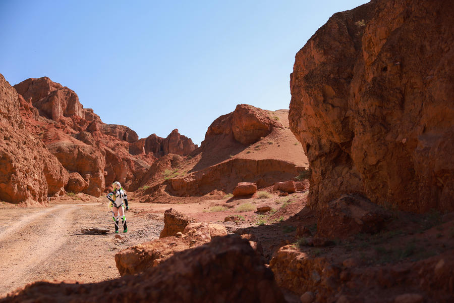 G44不会受伤-No.147 – 乐园追放 安吉拉 [40P]