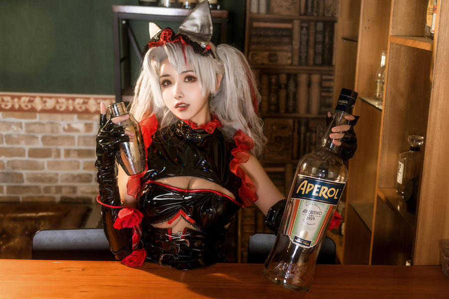 momoko葵葵-No.042 – 碧蓝航线 阿尔达伯特亲王 [21P]