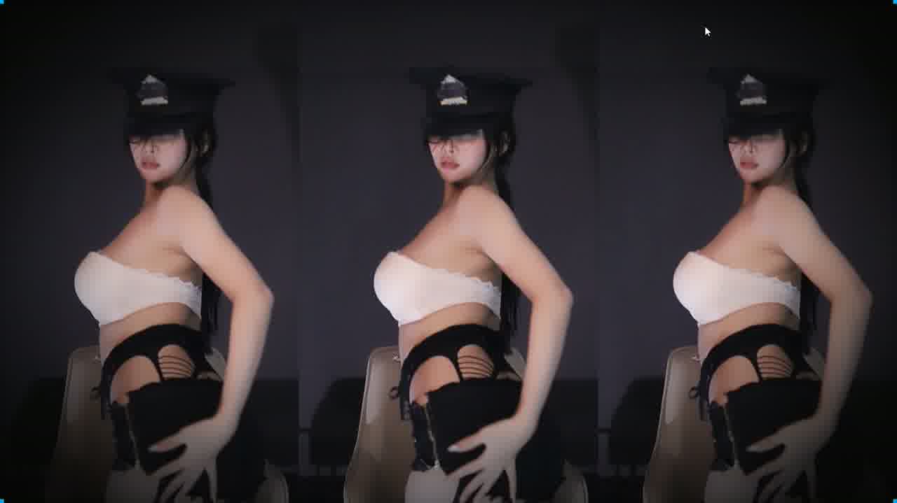 在线观看[主播]网易CC直播小恩雅付费群定制热舞哨子抖胸11分18