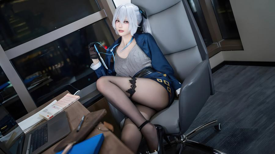 花兮_honoka-No.014 – 崩坏·星穹铁道 布洛妮娅 大鸭鸭 [10P]