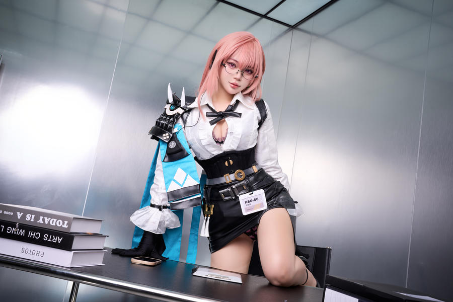 ZinieQ-No.125 – Yanagi [29P]