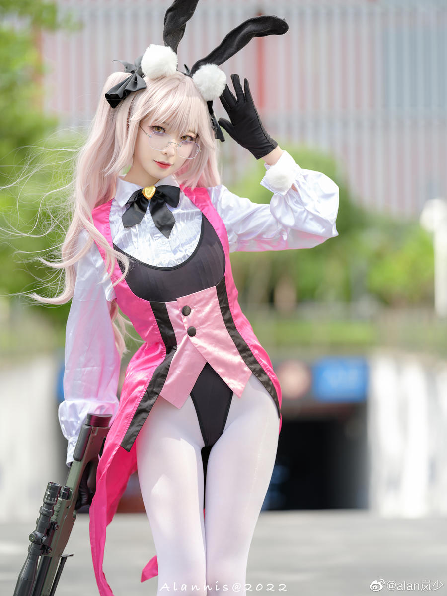 封疆疆v-No.084 – 光之高扬斯卡娅 兔女郎 [27P]