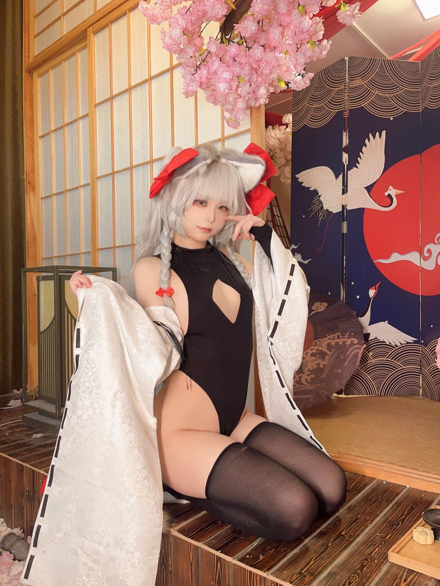 Quan冉有点饿-No.047 – 碧蓝航线 朝凪 [80P]