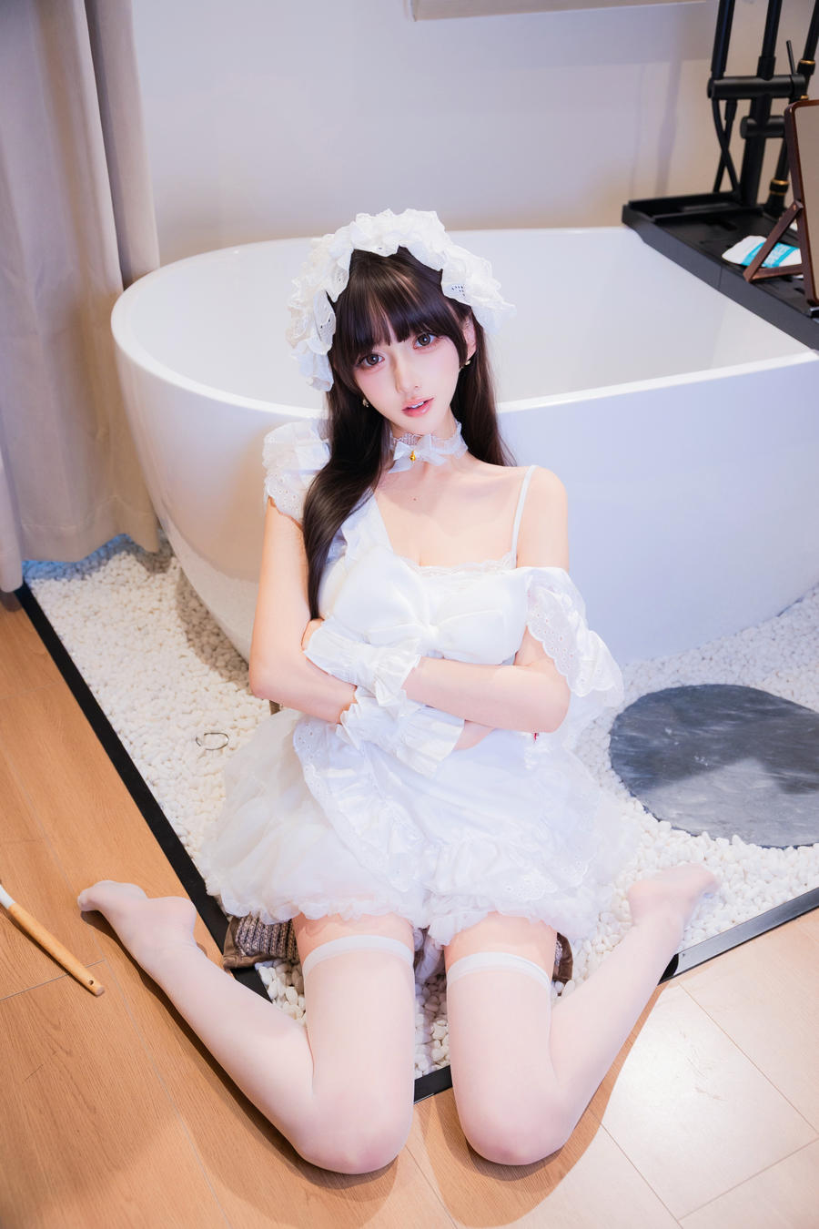 过期米线线喵-No.170 – 厨娘女仆 [21P]